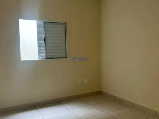 Casa com 65m² 2 quartos e 2 banheiros, para alugar, no bairro Jardim Limoeiro em São José dos Campos