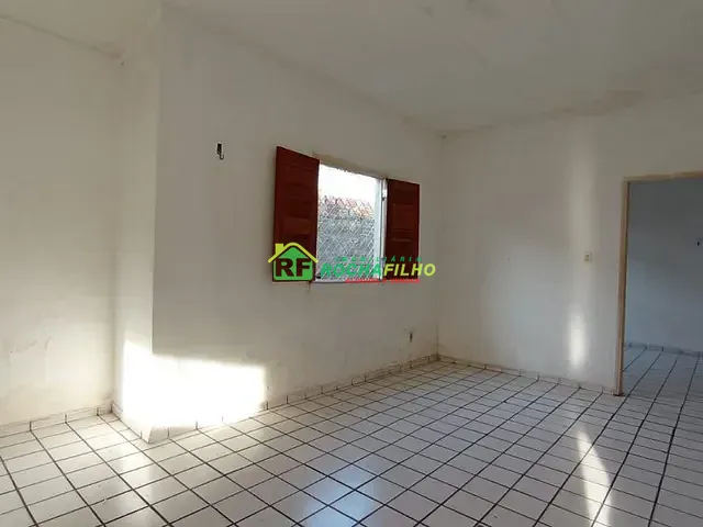 Casa com 200m² 3 quartos e 1 banheiro, à venda ou para alugar, no bairro Bela Vista em Teresina