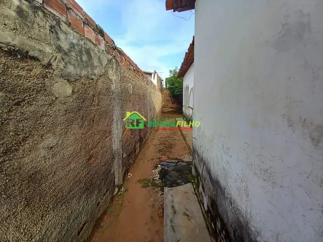 Casa com 200m² 3 quartos e 1 banheiro, à venda ou para alugar, no bairro Bela Vista em Teresina