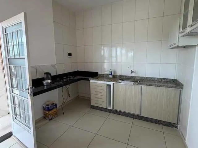 Casa 2 quartos e 1 banheiro, à venda, no bairro Viena (Justinópolis) em Ribeirão das Neves