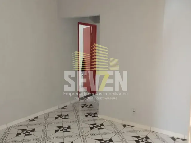 Casa com 300m² 3 quartos e 2 banheiros, à venda, no bairro Jardim Terra Branca em Bauru
