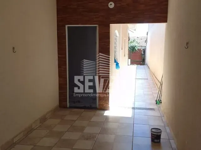 Casa com 300m² 3 quartos e 2 banheiros, à venda, no bairro Jardim Terra Branca em Bauru