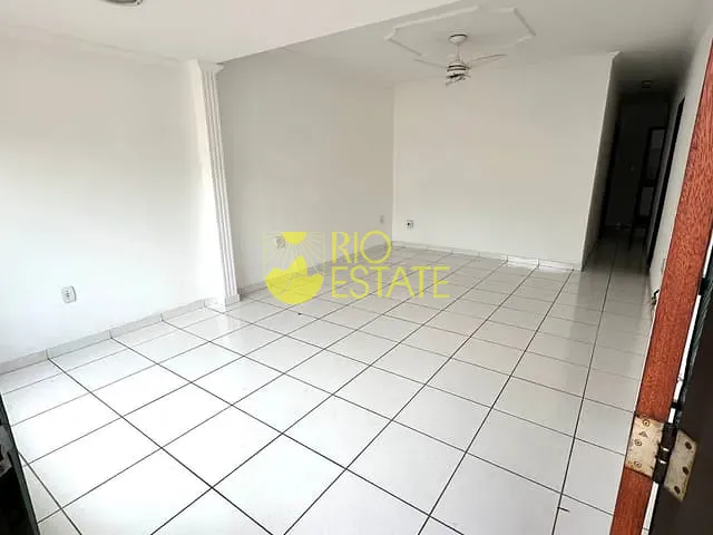 Casa com 264m² 3 quartos e 1 banheiro, à venda, no bairro Santo Ago em Volta Redonda