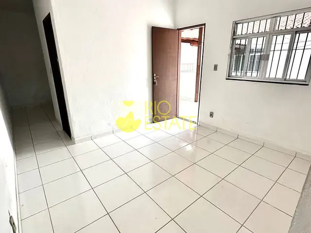 Casa com 264m² 3 quartos e 1 banheiro, à venda, no bairro Santo Ago em Volta Redonda