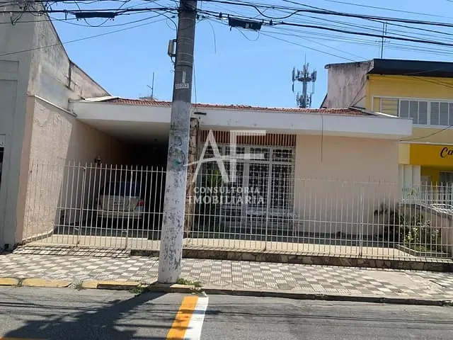 Casa com 378m² 3 quartos e 3 banheiros, à venda, no bairro Centro em Pindamonhangaba