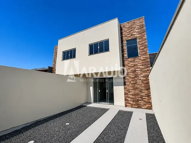 Casa com 100m² 2 quartos e 2 banheiros, à venda, no bairro Rio do Meio em Itajaí