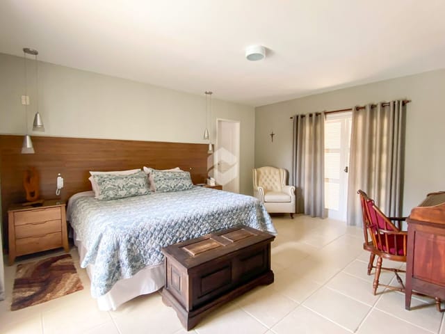 Casa com 617m² 7 quartos e 7 banheiros, à venda, no bairro Barra da Tijuca em Rio de Janeiro