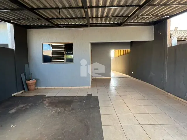 Casa com 150m² 3 quartos e 1 banheiro, à venda, no bairro Cidade Verde em Rolândia