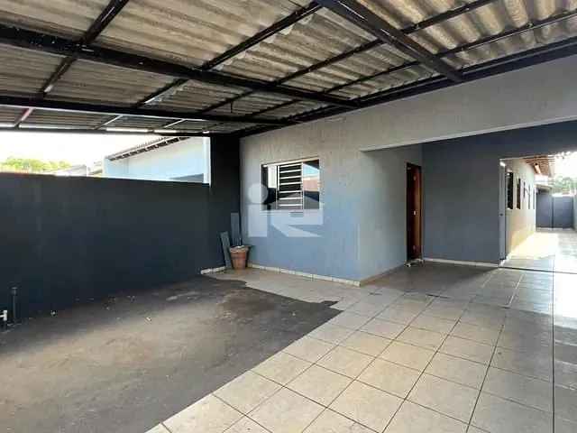 Casa com 150m² 3 quartos e 1 banheiro, à venda, no bairro Cidade Verde em Rolândia