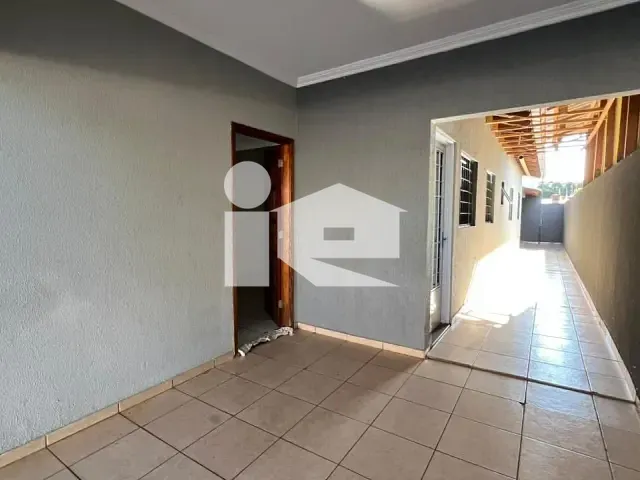 Casa com 150m² 3 quartos e 1 banheiro, à venda, no bairro Cidade Verde em Rolândia