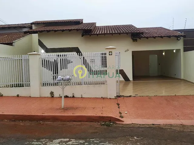 Casa com 360m² 3 quartos e 2 banheiros, à venda, no bairro Coliseu em Londrina