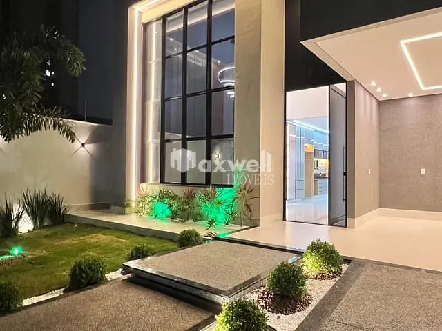 Casa 4 quartos e 5 banheiros, à venda, no bairro Parque Amazônia em Goiânia
