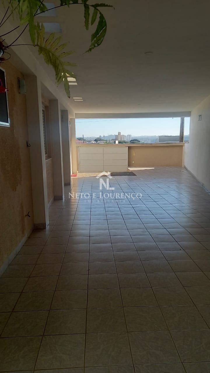 Casa à venda com 3 quartos, 200m² - Foto 10