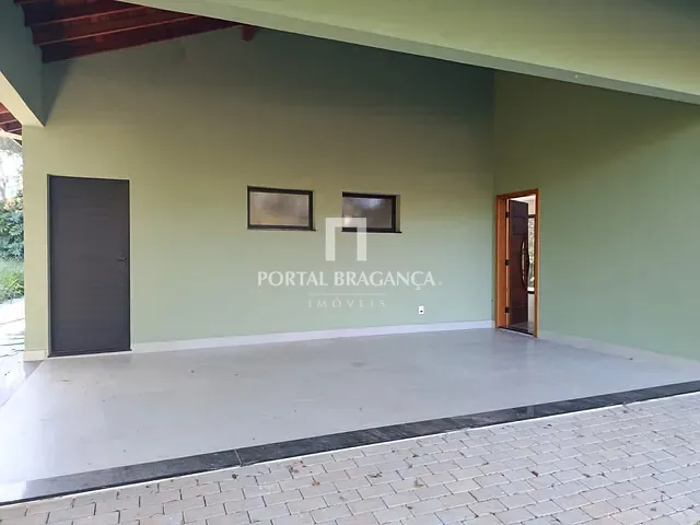 Casa 3 quartos e 4 banheiros, à venda, no bairro Condomínio Jardim das Palmeiras em Bragança Paulista