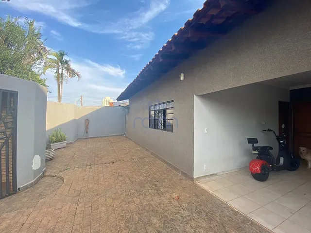 Casa 3 quartos e 3 banheiros, à venda, no bairro Jardim Tarraf II em São José do Rio Preto