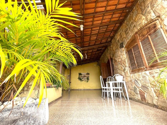 Casa 4 quartos e 2 banheiros, à venda, no bairro Canaã em Belo Horizonte