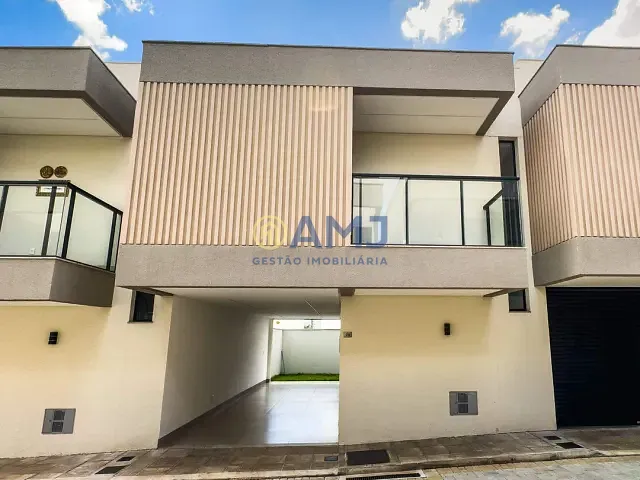 Sobrado 3 quartos e 3 banheiros, à venda, no bairro Jardim Atlântico em Goiânia