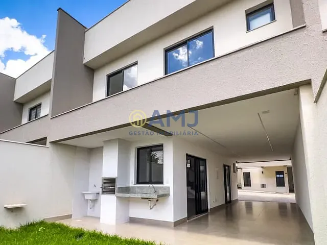 Sobrado 3 quartos e 3 banheiros, à venda, no bairro Jardim Atlântico em Goiânia