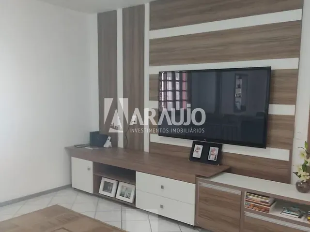 Casa com 236m² 2 quartos e 2 banheiros, à venda, no bairro Fazenda em Itajaí