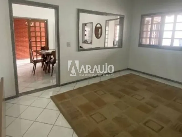 Casa com 236m² 2 quartos e 2 banheiros, à venda, no bairro Fazenda em Itajaí