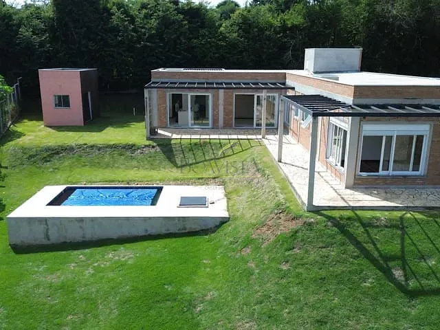Casa 2 quartos e 2 banheiros, à venda, no bairro Riviera do Jaguari em Piracaia