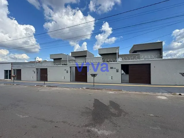 Casa com 200m² 3 quartos e 2 banheiros, à venda, no bairro Jardim Buriti Sereno em Aparecida de Goiânia