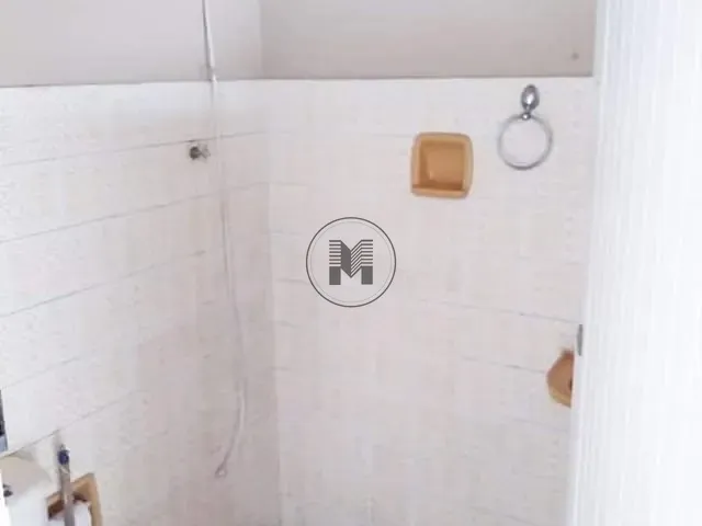 Casa com 300m² 3 quartos e 2 banheiros, à venda, no bairro Jardim Rony em Guaratinguetá