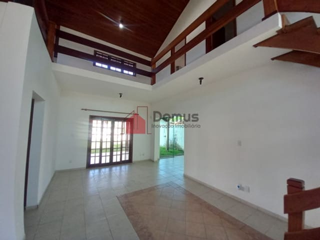 Casa com 450m², à venda, no bairro Jardim Residencial Doutor Lessa em Pindamonhangaba