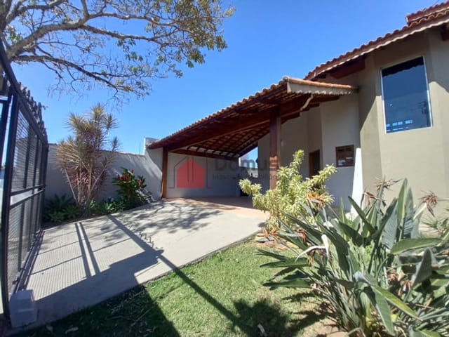 Casa com 450m², à venda, no bairro Jardim Residencial Doutor Lessa em Pindamonhangaba