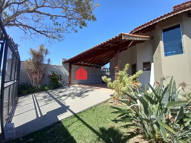 Casa com 450m², à venda ou para alugar, no bairro Jardim Residencial Doutor Lessa em Pindamonhangaba