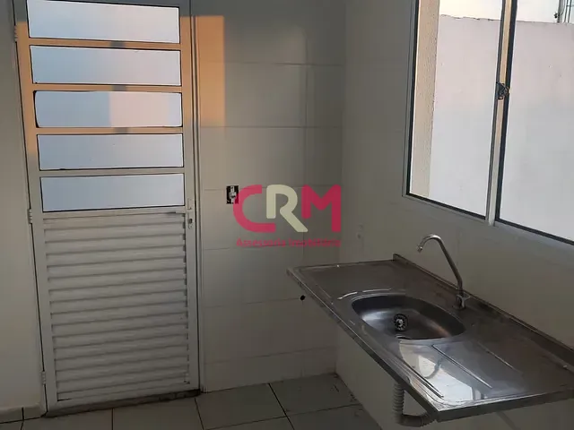Casa com 200m² 2 quartos e 1 banheiro, para alugar, no bairro Quinta da Boa Vista em Taquaritinga
