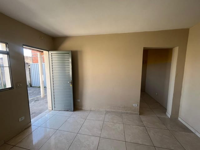 Casa 1 quarto e 1 banheiro, para alugar, no bairro Jardim Nova Esperança em Campinas