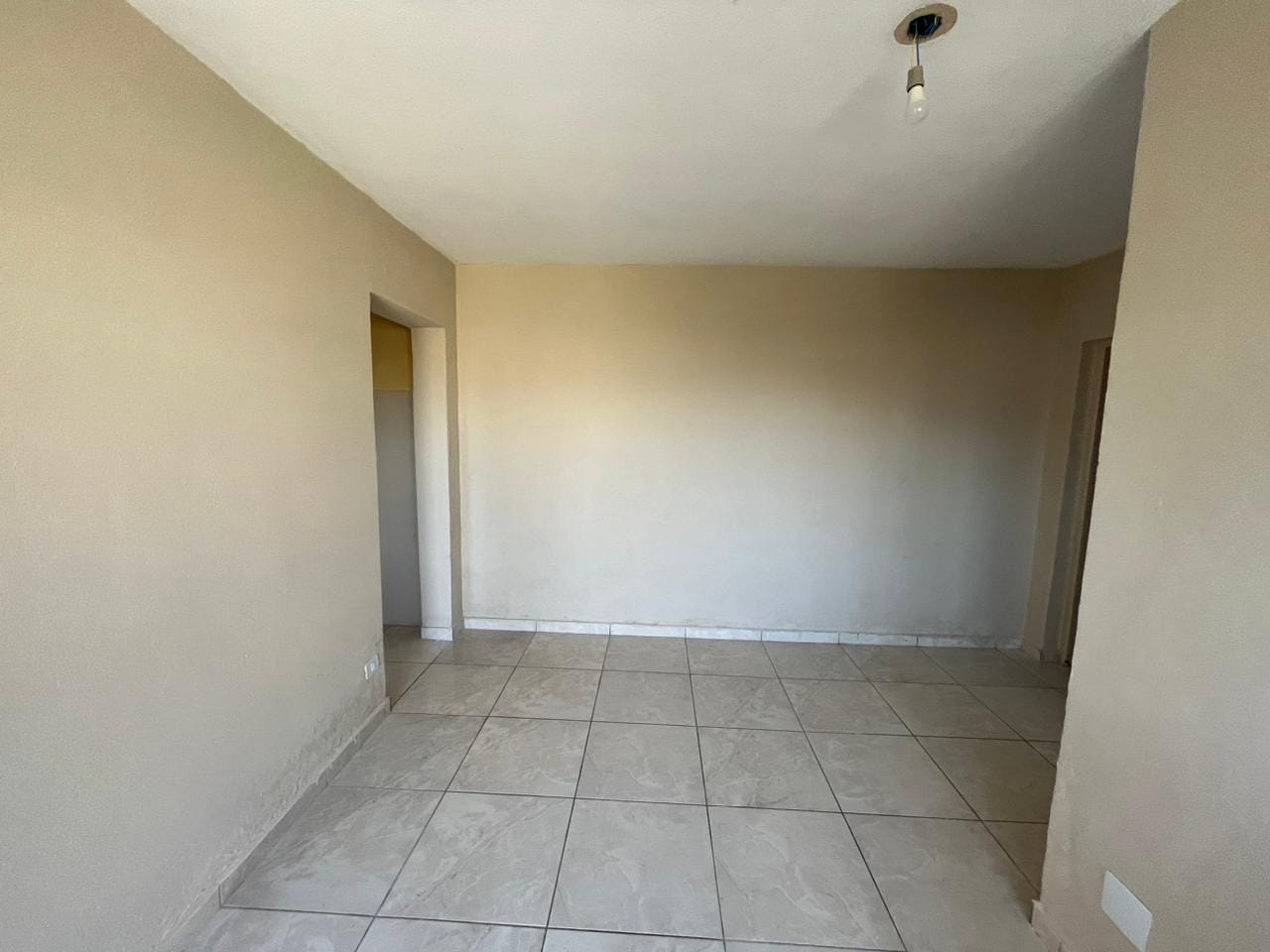 Casa, 1 quarto, 200 m² - Foto 3