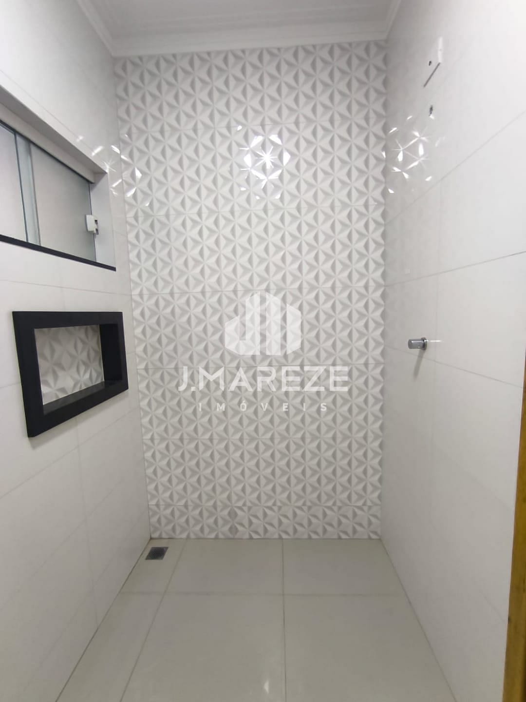 Casa à venda e aluguel com 3 quartos, 90m² - Foto 17