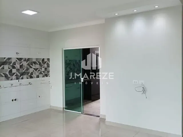 Casa com 137m² 3 quartos e 2 banheiros, à venda, no bairro Residencial Interlagos em Apucarana