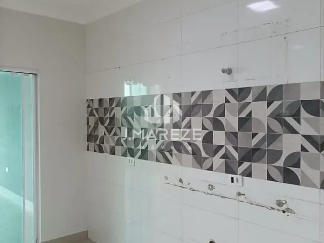 Casa com 137m² 3 quartos e 2 banheiros, à venda, no bairro Residencial Interlagos em Apucarana