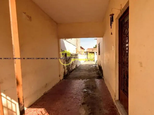 Casa com 340m² 2 quartos e 1 banheiro, à venda, no bairro Vila Ipê em Campinas