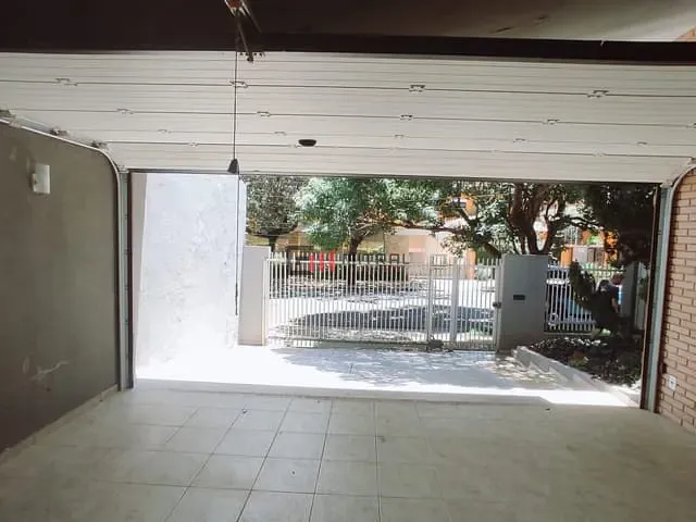Casa 3 quartos e 2 banheiros, à venda, no bairro Lago Parque em Londrina