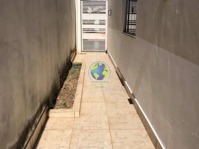 Casa com 250m² 2 quartos e 1 banheiro, à venda, no bairro Jardim Industriário em Cuiabá