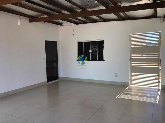 Casa com 250m² 2 quartos e 1 banheiro, à venda, no bairro Jardim Industriário em Cuiabá