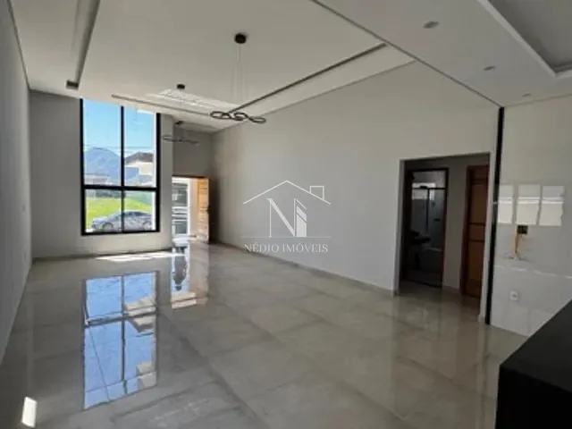 Casa com 370m² 3 quartos e 1 banheiro, à venda, no bairro Inoã (Inoã) em Maricá