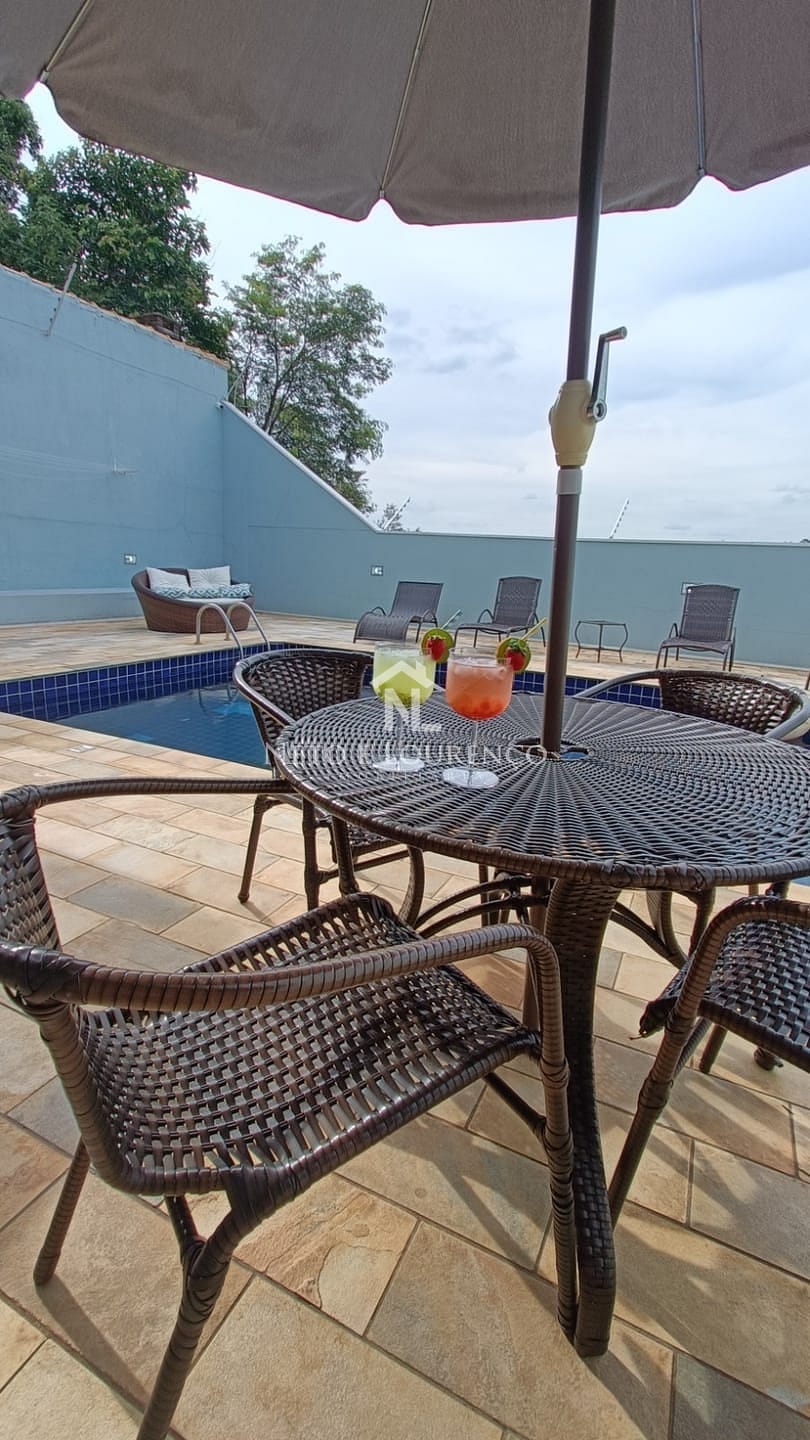 Casa à venda com 3 quartos, 457m² - Foto 4