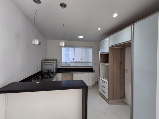 Foto do Casa - Casa duplex à Venda, Jardim Amália, Volta Redonda, Rj | OPEN HOUSE REAL ESTATE IMÓVEIS LTDA