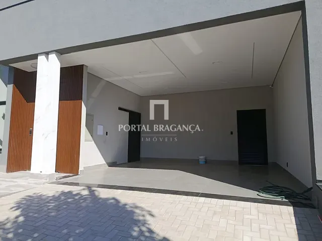 Casa com 300m² 3 quartos e 4 banheiros, à venda, no bairro Residencial San Vitale em Bragança Paulista