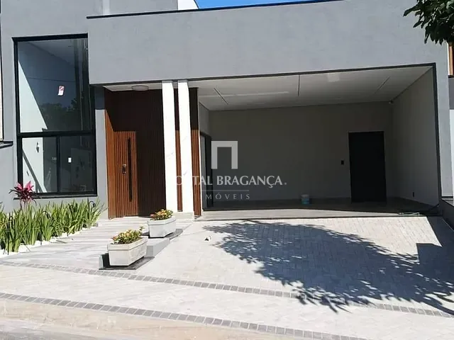 Casa com 300m² 3 quartos e 4 banheiros, à venda, no bairro Residencial San Vitale em Bragança Paulista