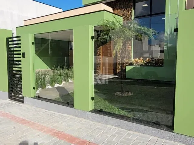 Casa com 137m² 3 quartos e 2 banheiros, à venda, no bairro Areias em Tijucas