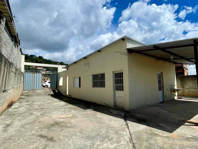 Casa 2 quartos e 1 banheiro, à venda, no bairro Novo Tupi em Belo Horizonte