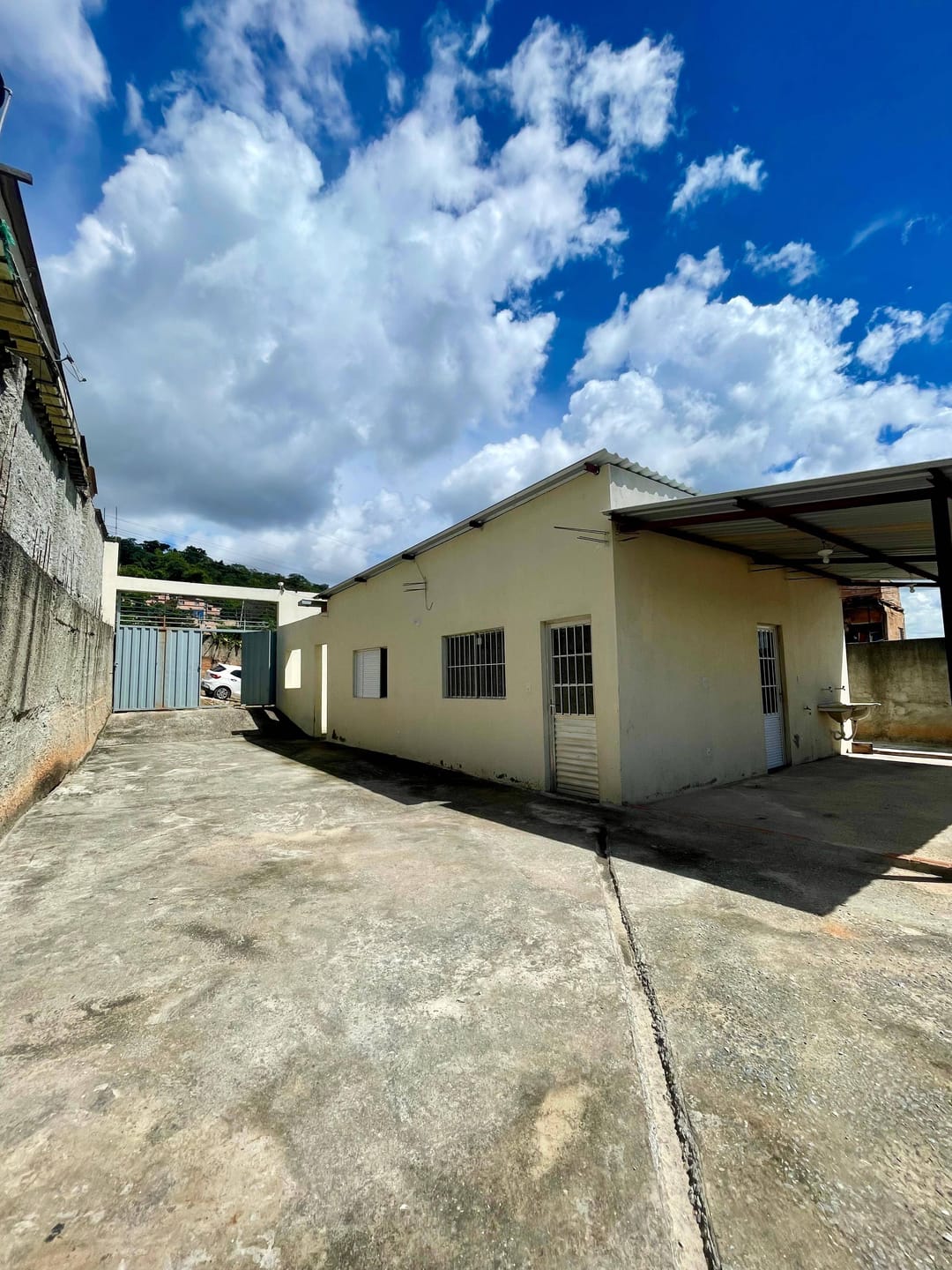 Casa, 2 quartos, 300 m² - Foto 1