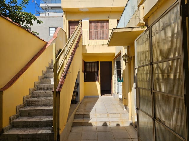 Casa com 196m² 6 quartos e 6 banheiros, à venda, no bairro Água Branca em São Paulo