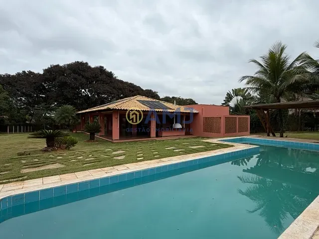 Casa com 5000m² 3 quartos e 7 banheiros, para alugar, no bairro Condomínio Alto da Boa Vista em Senador Canedo